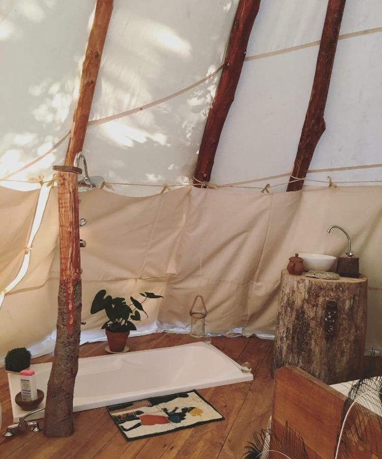 ميميزا بلاج Tipi Lodge Dans La Foret المظهر الخارجي الصورة