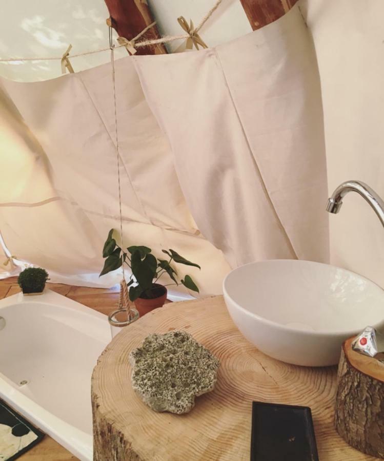 ميميزا بلاج Tipi Lodge Dans La Foret المظهر الخارجي الصورة